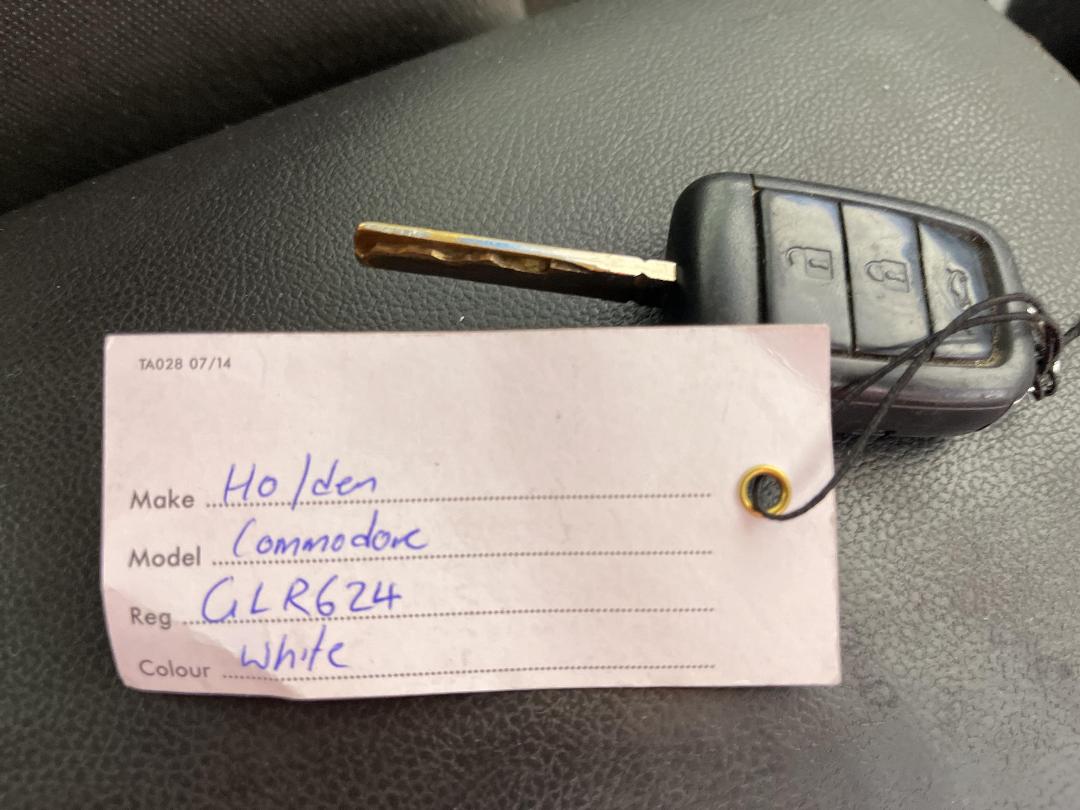 Photo '22' of Holden Commodore