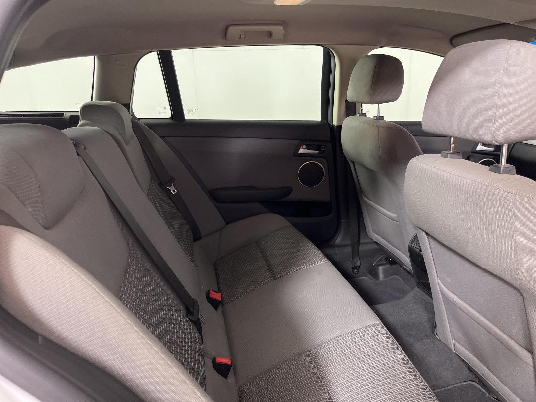 Photo '20' of Holden Commodore