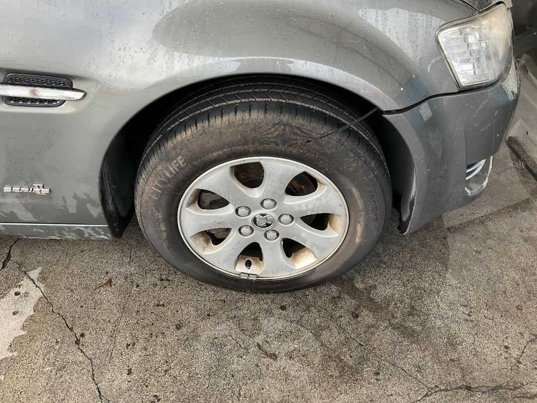 Photo '2' of Holden Commodore Omega