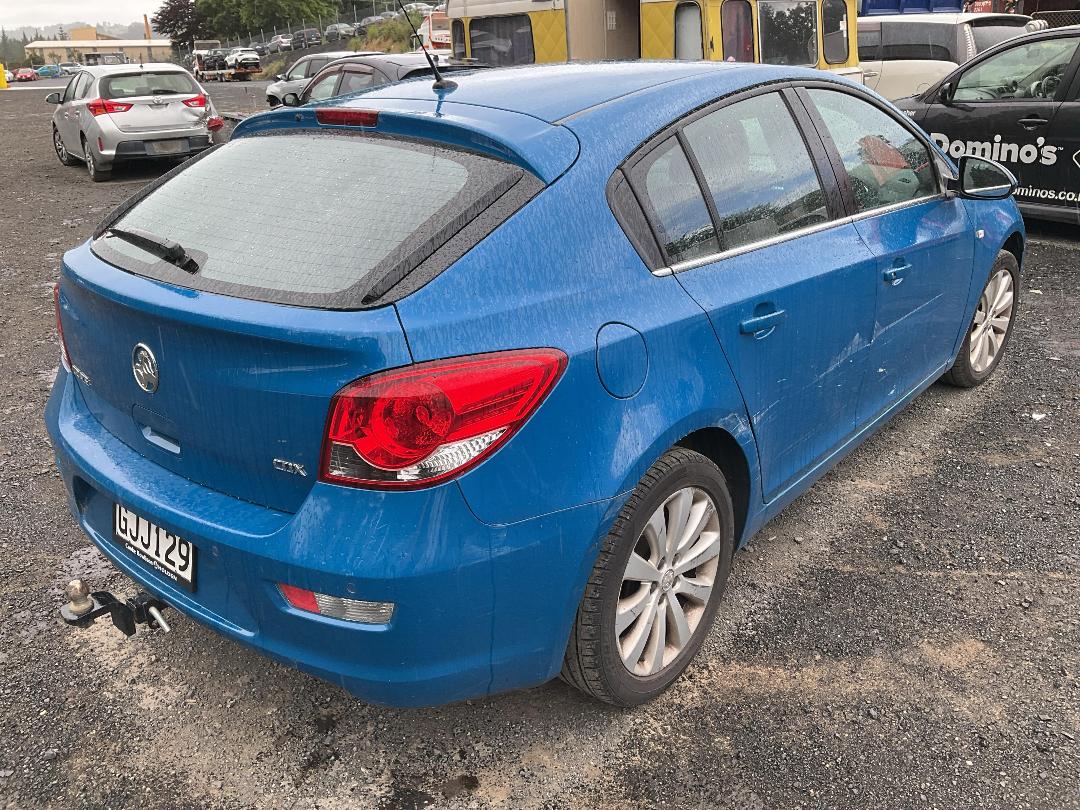 Photo '2' of Holden Cruze CDX HB Photo '2' of Holden Cruze CDX HB