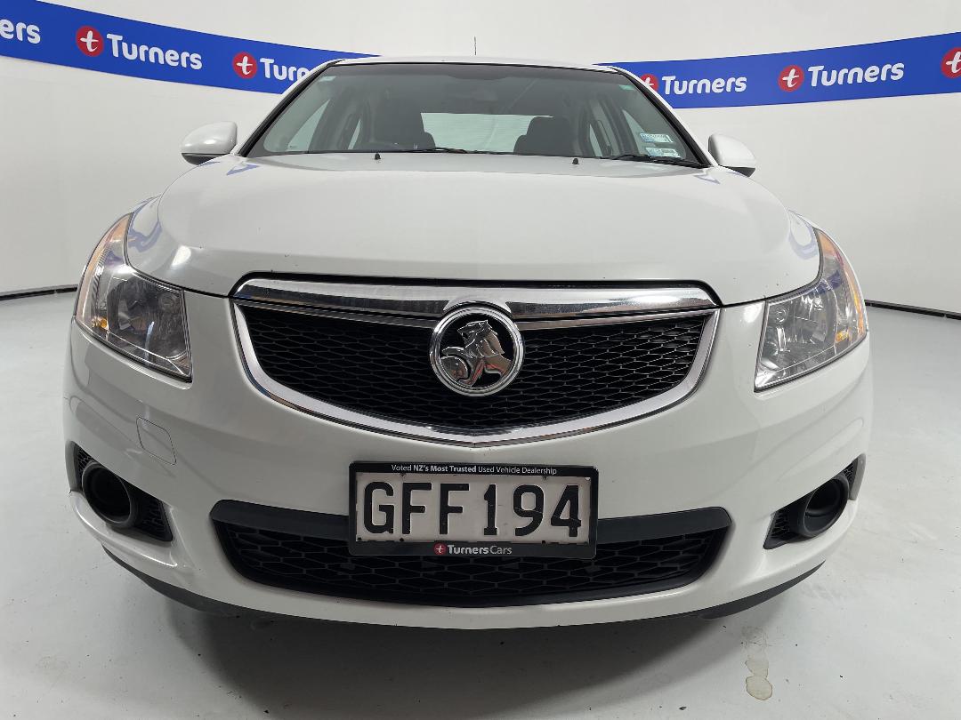 Photo '2' of Holden Cruze Photo '2' of Holden Cruze