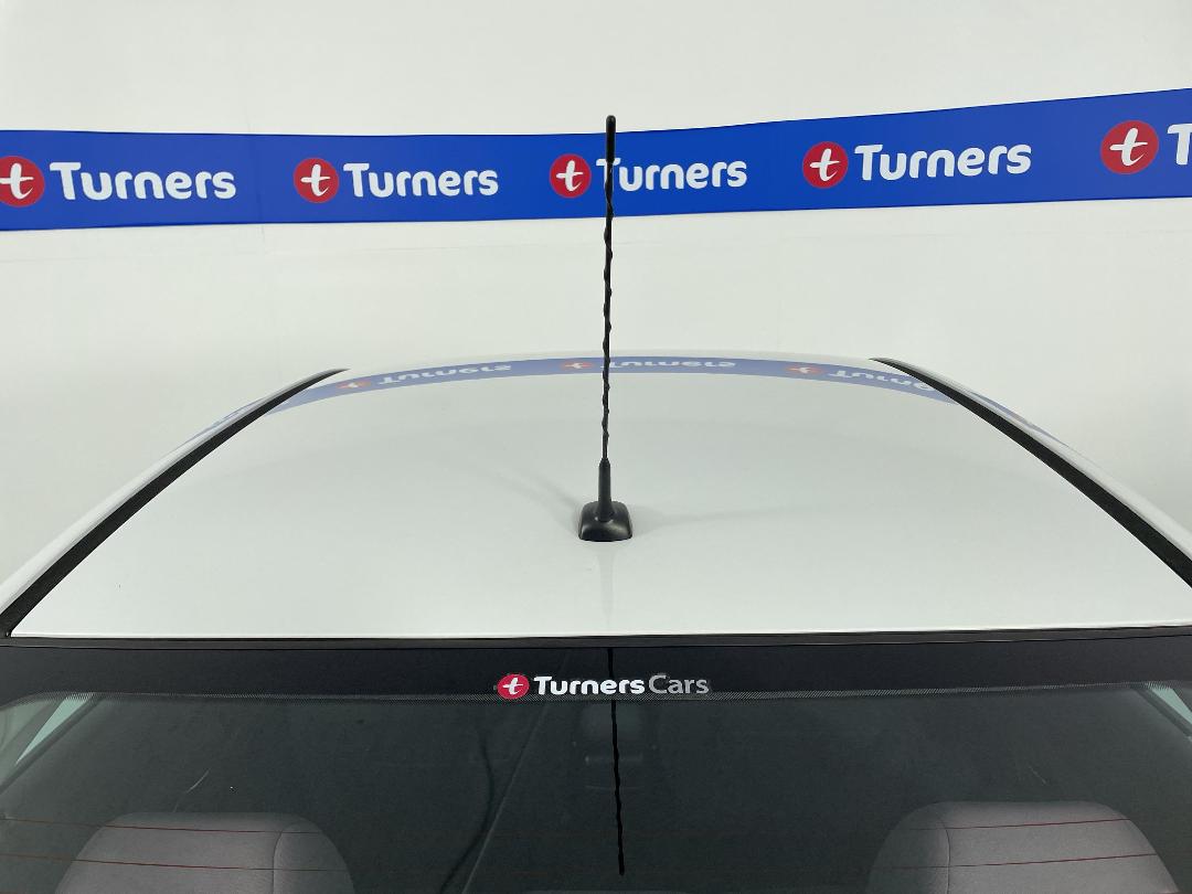 Photo '32' of Holden Cruze Photo '32' of Holden Cruze