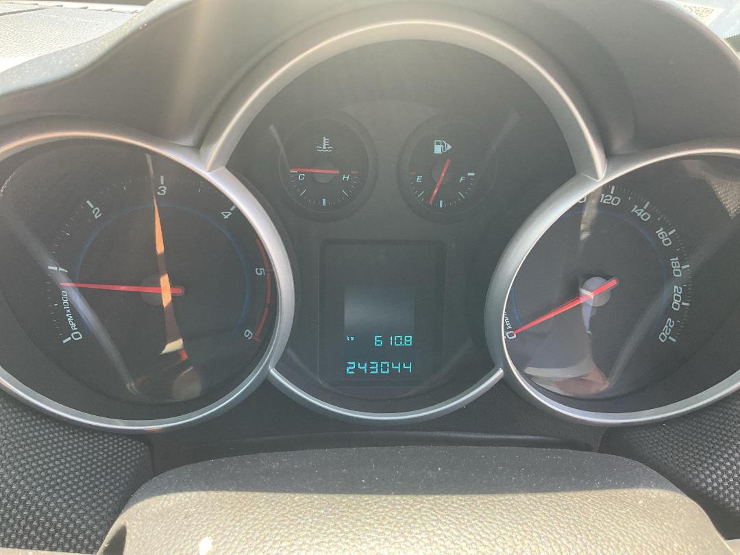 Photo '17' of Holden Cruze CD HB TD Photo '17' of Holden Cruze CD HB TD