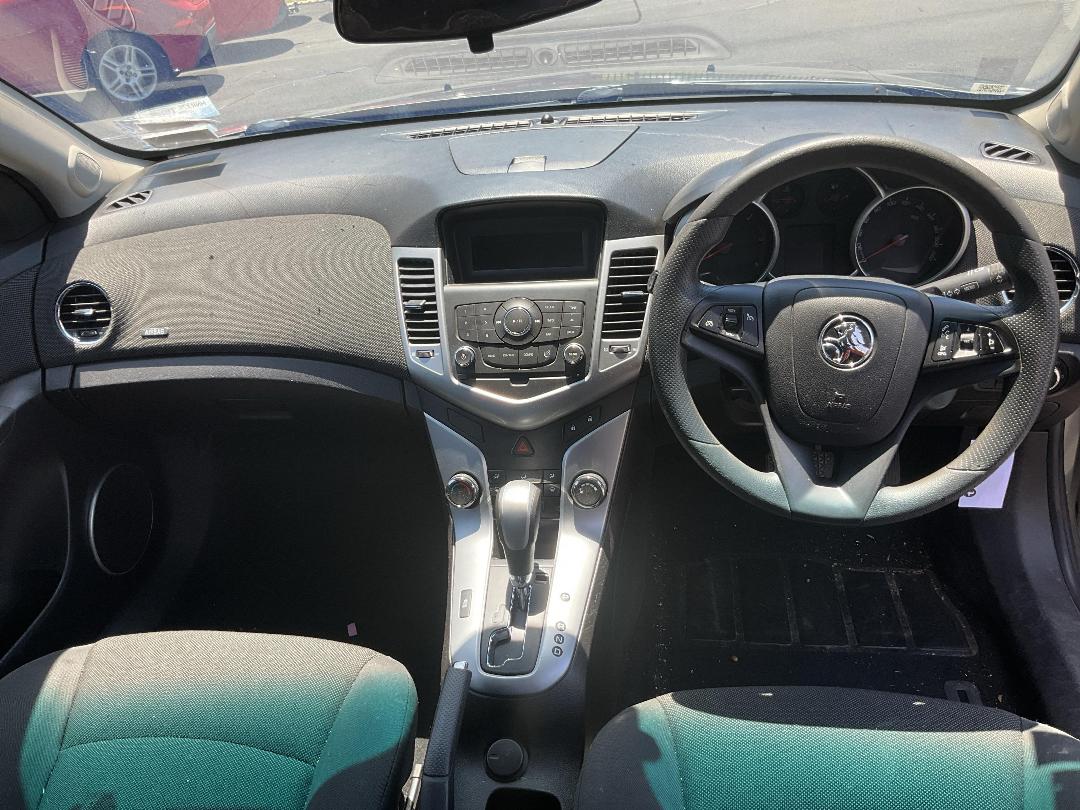 Photo '19' of Holden Cruze CD HB TD Photo '19' of Holden Cruze CD HB TD