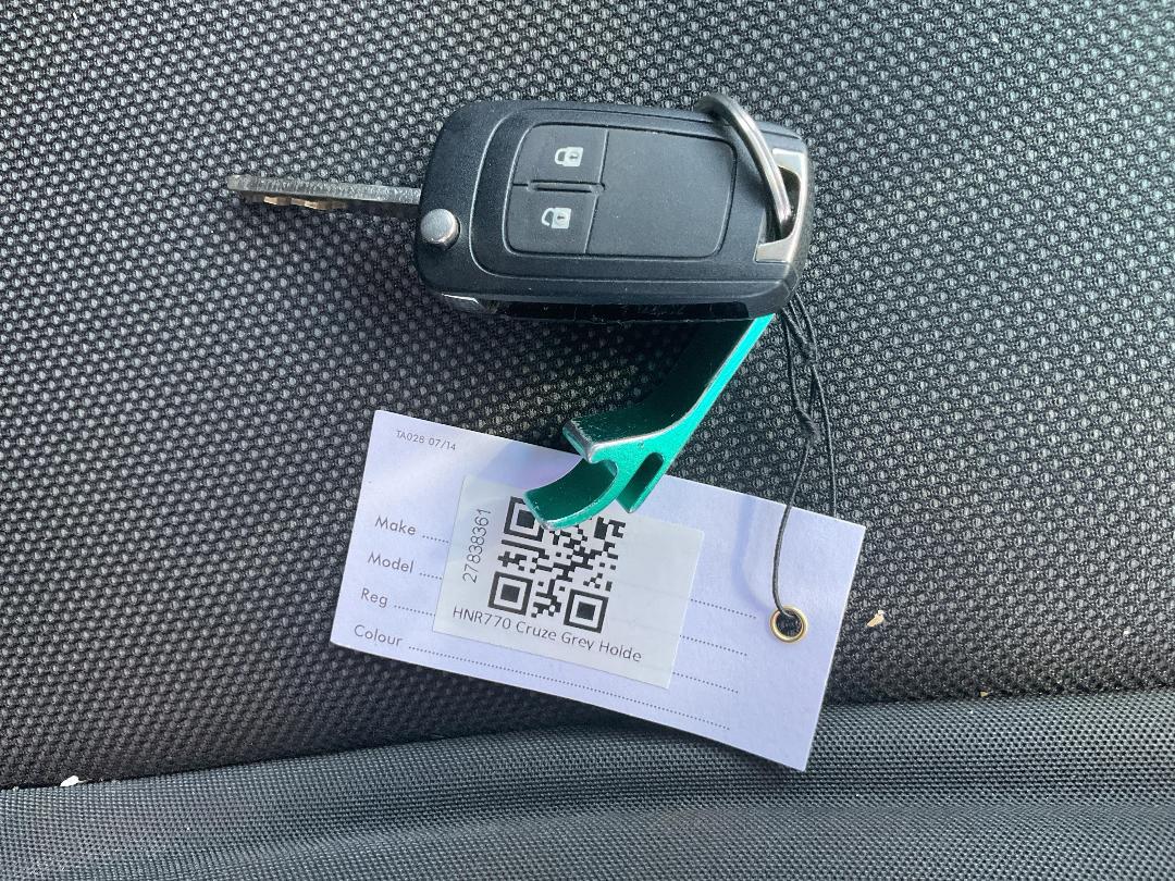 Photo '28' of Holden Cruze CD HB TD Photo '28' of Holden Cruze CD HB TD