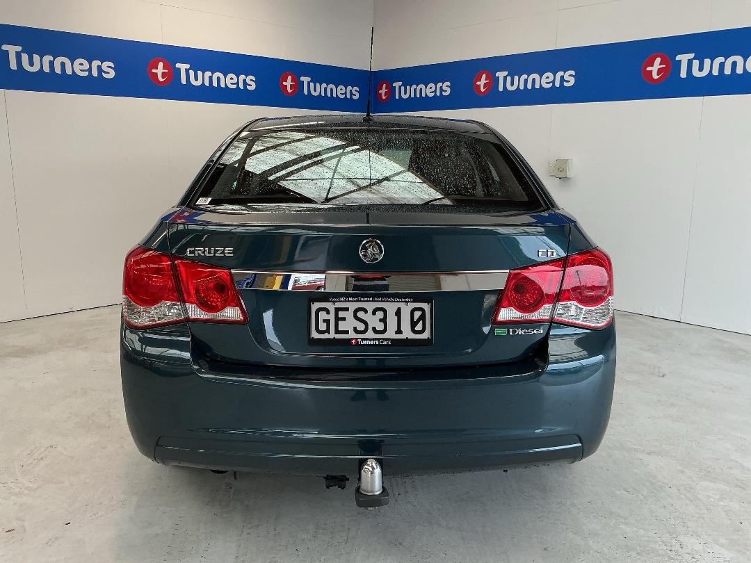 Photo '6' of Holden Cruze