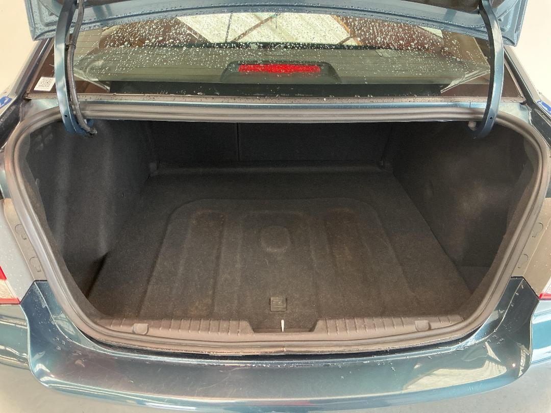 Photo '14' of Holden Cruze