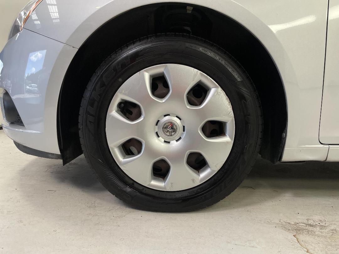 Photo '10' of Holden Cruze