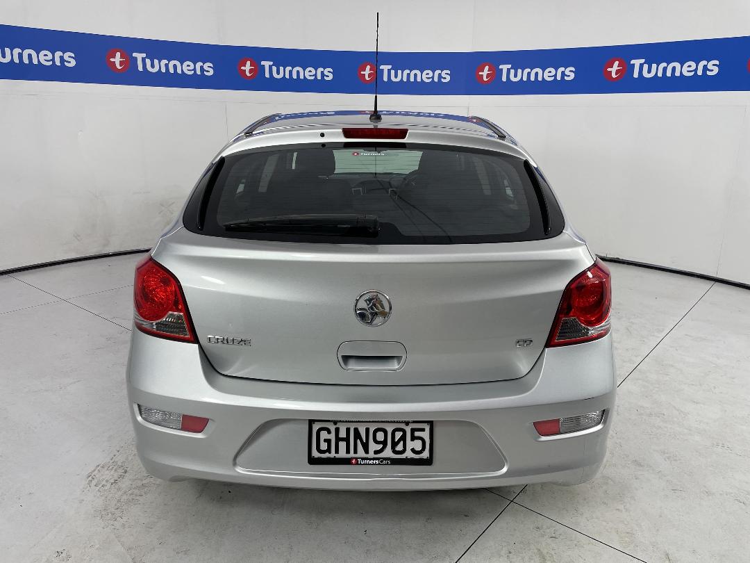 Photo '6' of Holden Cruze