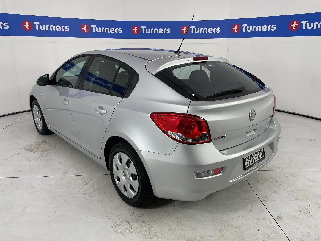 Photo '5' of Holden Cruze