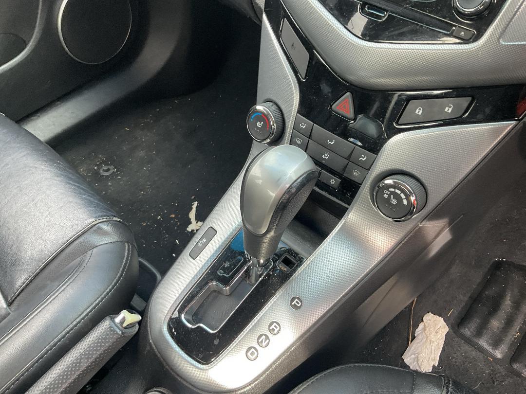 Photo '11' of Holden Cruze CDX