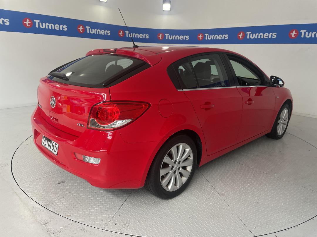 Photo '7' of Holden Cruze