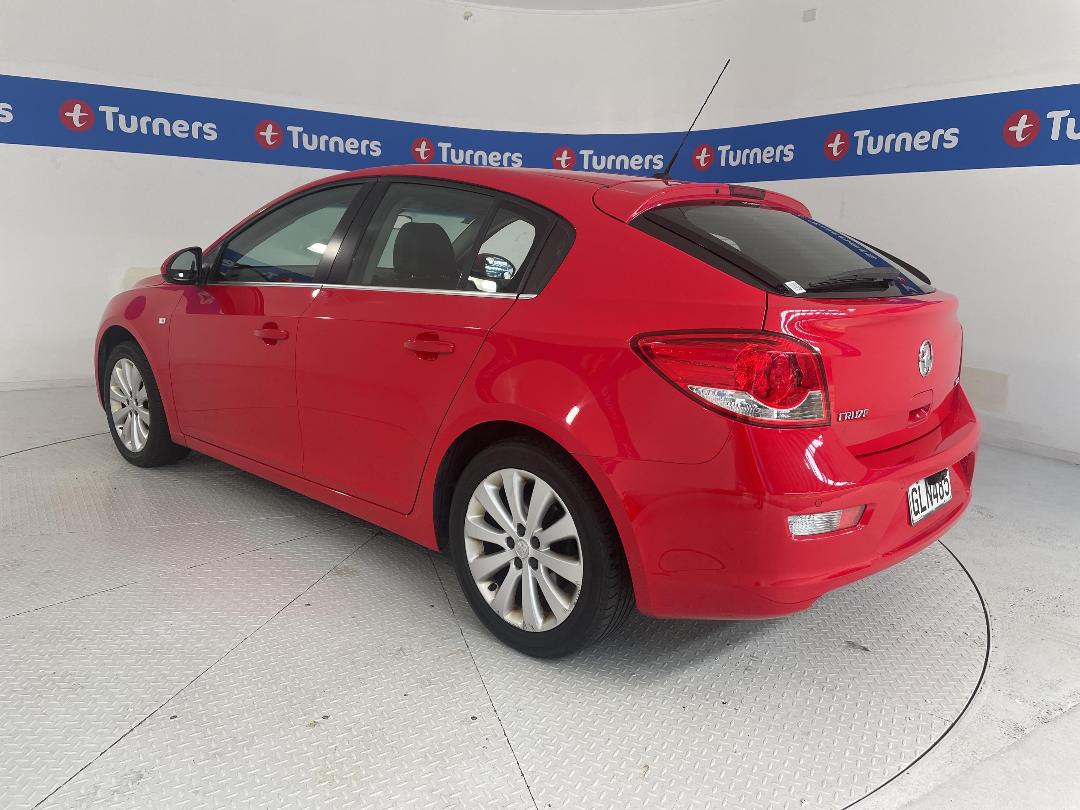 Photo '5' of Holden Cruze