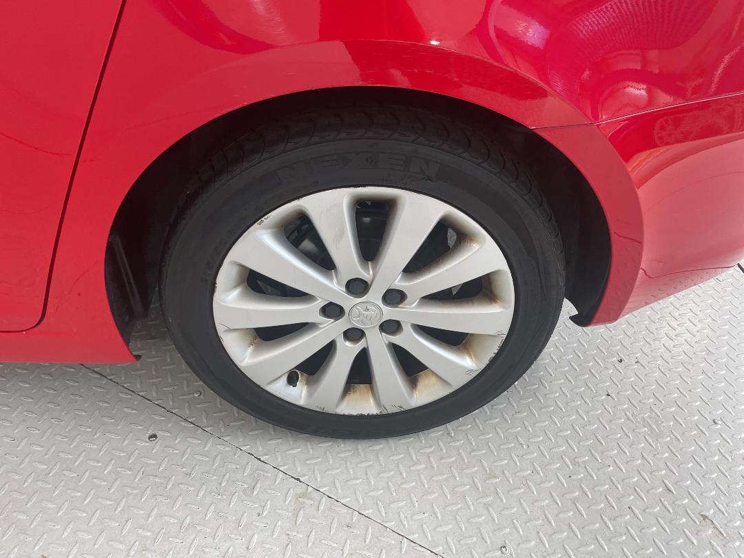 Photo '11' of Holden Cruze