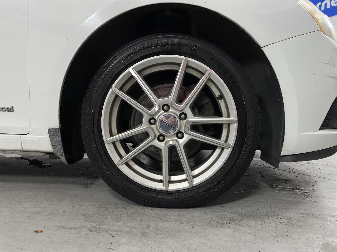 Photo '9' of Holden Cruze Photo '9' of Holden Cruze