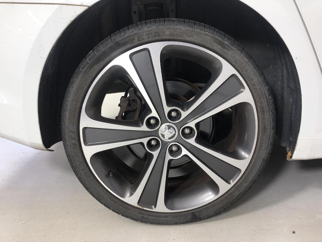 Photo '8' of Holden Cruze CD TD