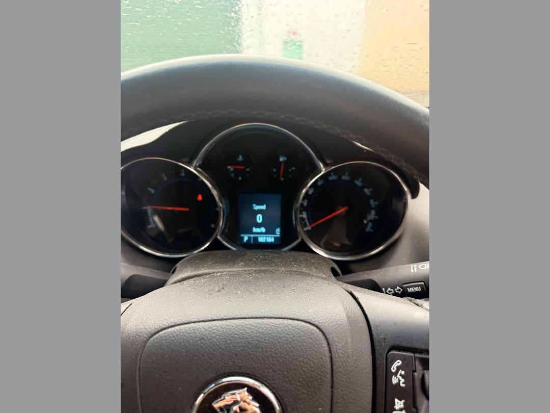 Photo '10' of Holden Cruze CDX HB