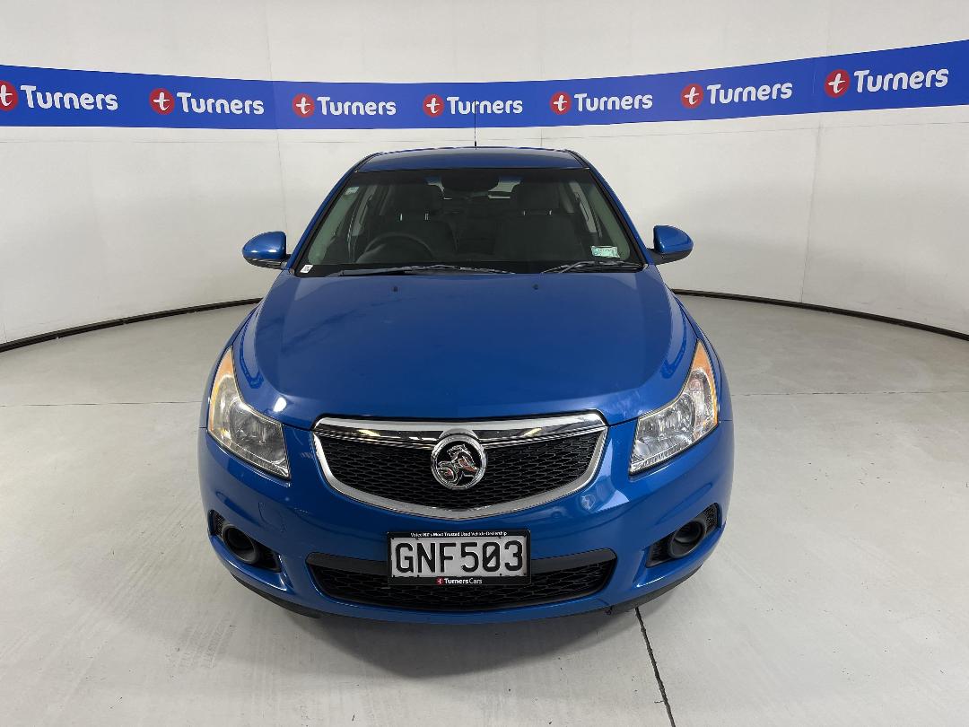 Photo '2' of Holden Cruze