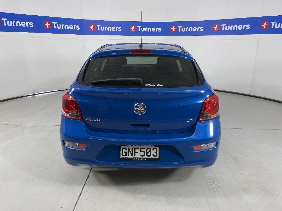 Photo '6' of Holden Cruze