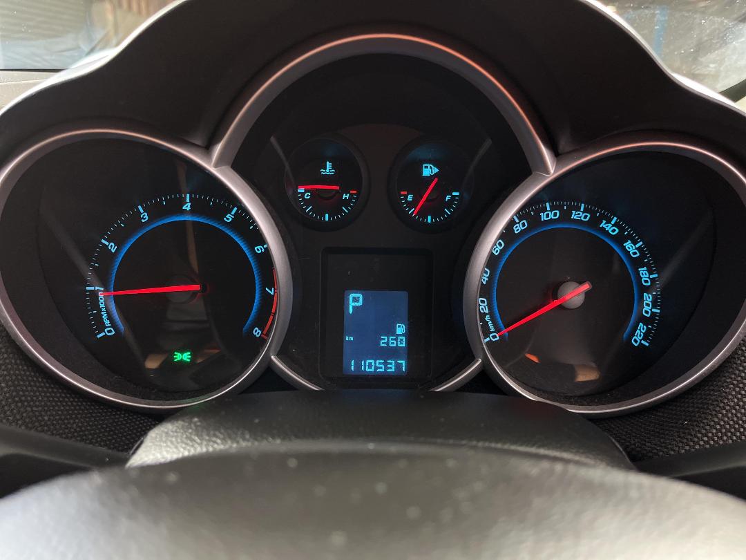 Photo '21' of Holden Cruze