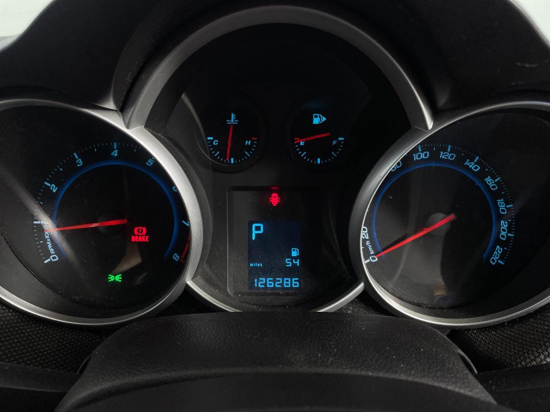 Photo '15' of Holden Cruze