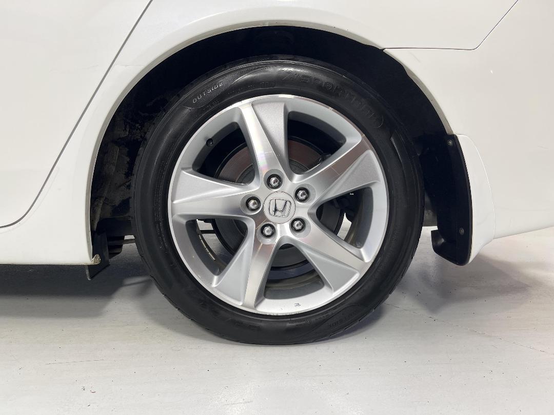 Photo '11' of Honda Accord Photo '11' of Honda Accord