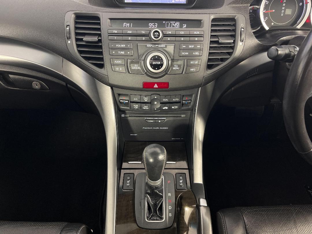 Photo '18' of Honda Accord Photo '18' of Honda Accord