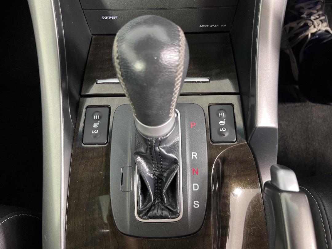 Photo '30' of Honda Accord Photo '30' of Honda Accord