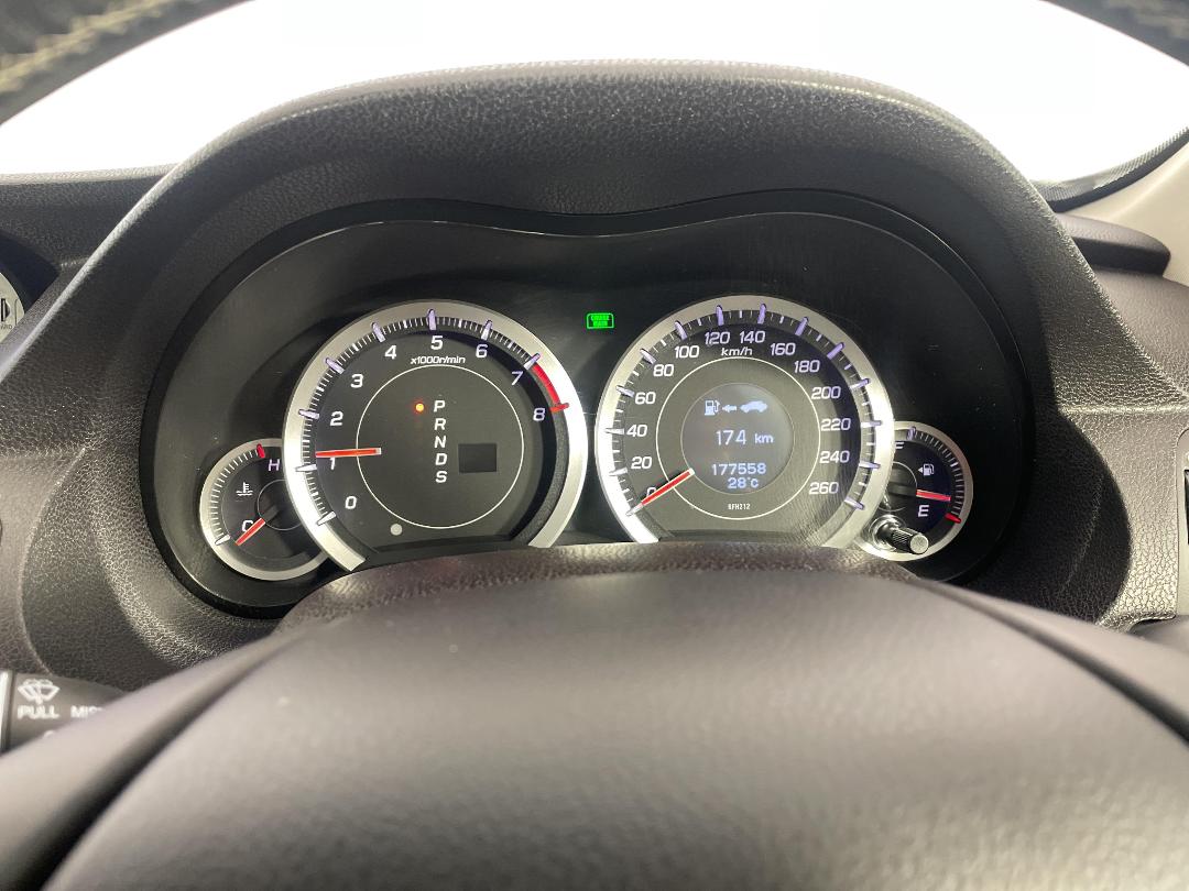 Photo '21' of Honda Accord Photo '21' of Honda Accord