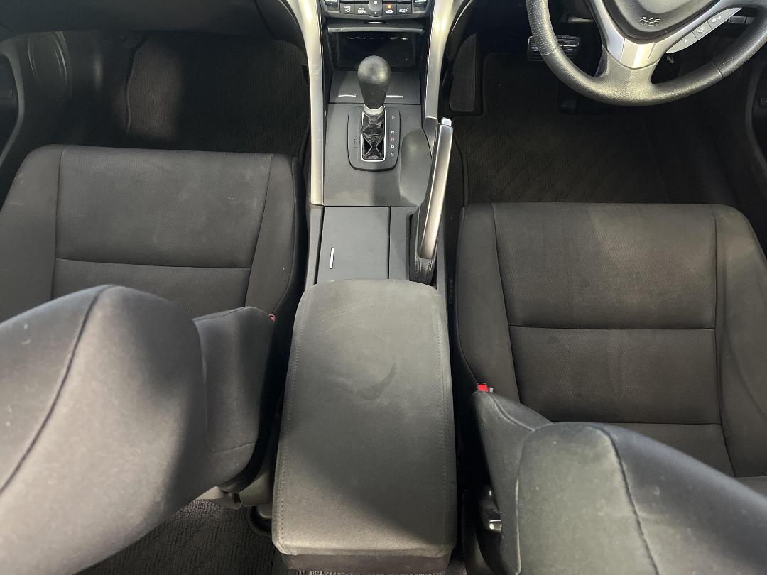 Photo '18' of Honda Accord Photo '18' of Honda Accord