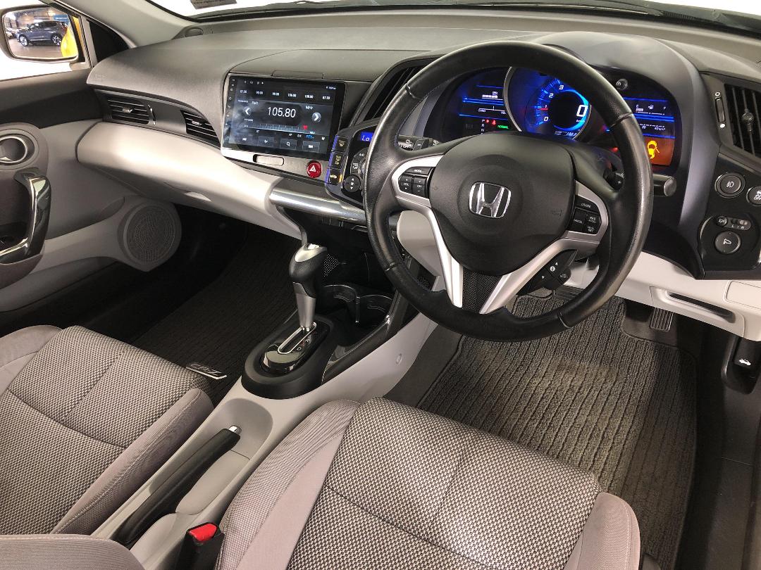 Photo '17' of Honda CR-Z Photo '17' of Honda CR-Z