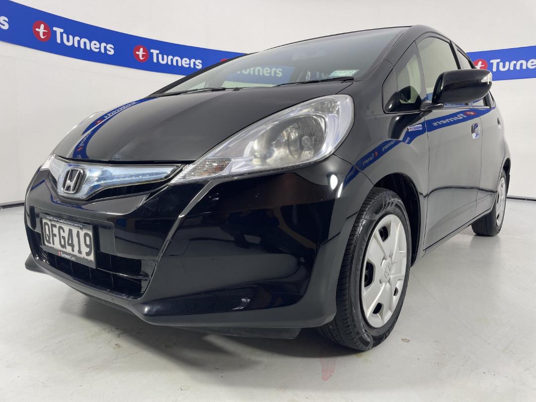 Photo '3' of Honda FIT Hybrid