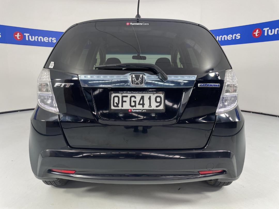 Photo '5' of Honda FIT Hybrid
