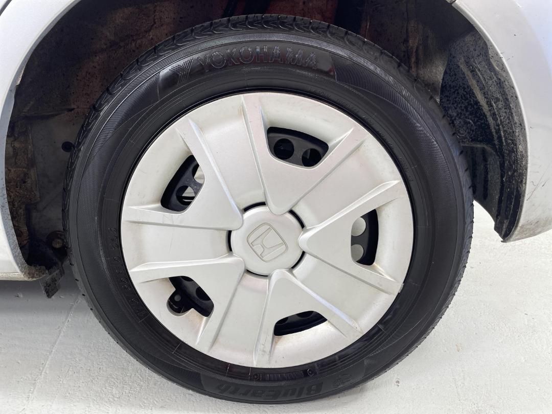 Photo '11' of Honda FIT Photo '11' of Honda FIT