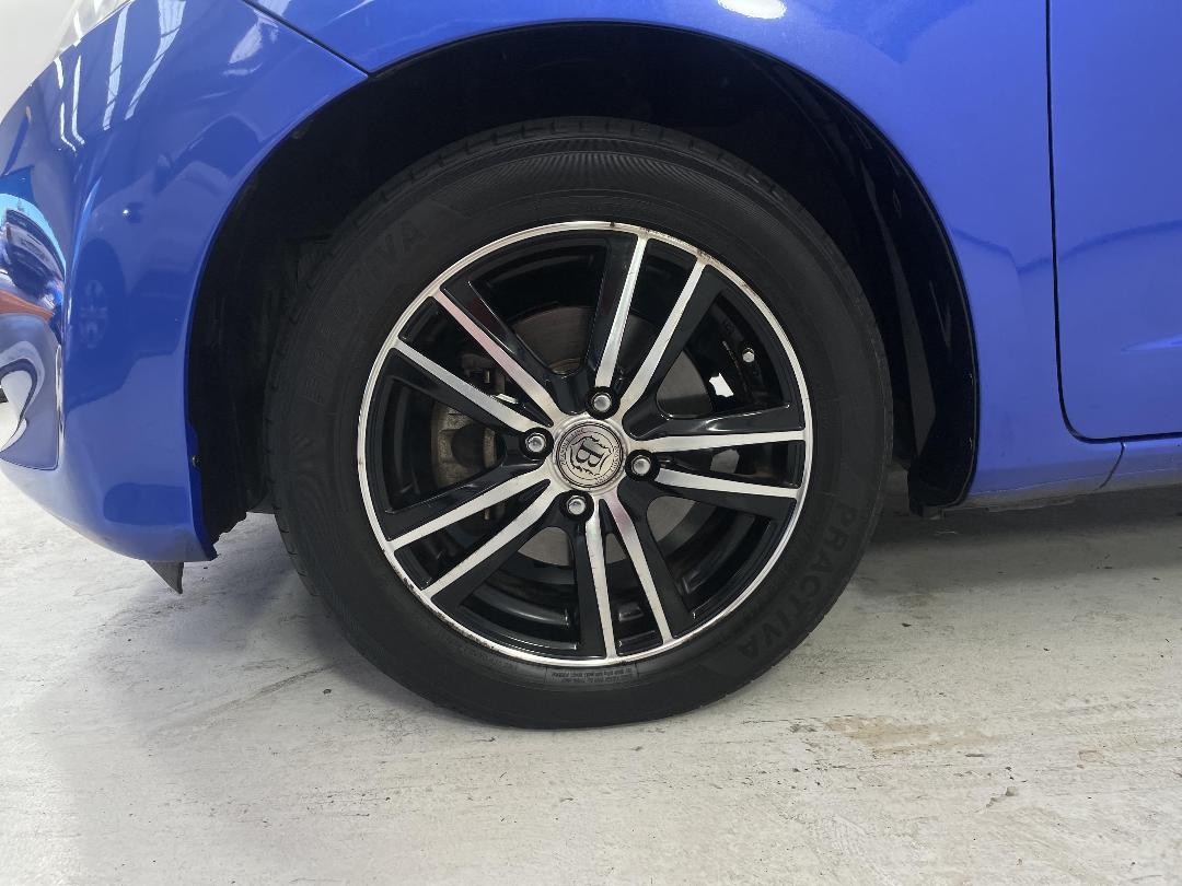 Photo '10' of Honda FIT