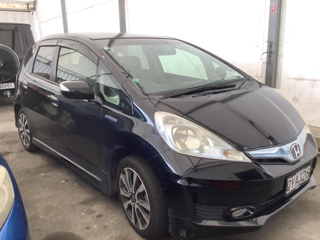 Photo '2' of Honda FIT Photo '2' of Honda FIT