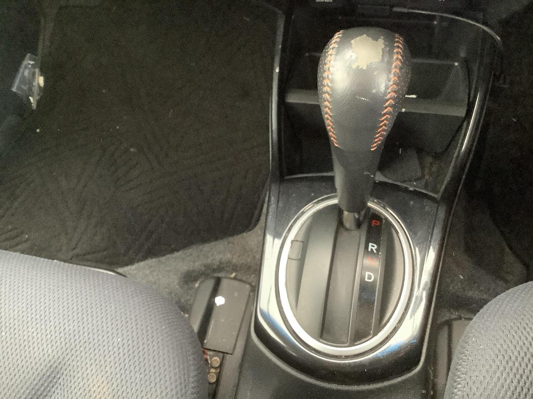 Photo '13' of Honda FIT Photo '13' of Honda FIT