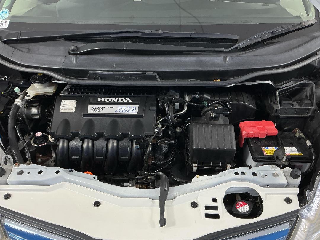 Photo '13' of Honda FIT