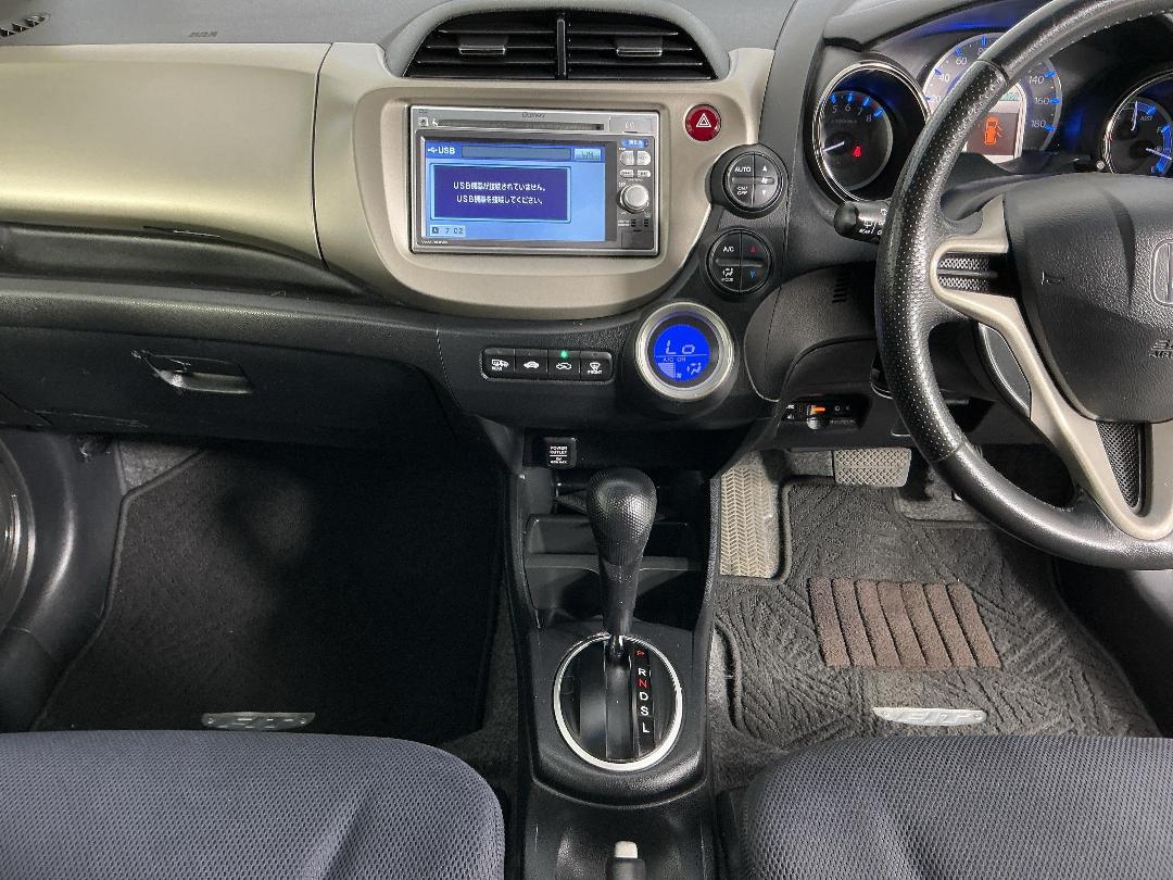 Photo '18' of Honda FIT