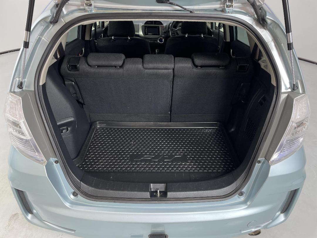 Photo '14' of Honda FIT