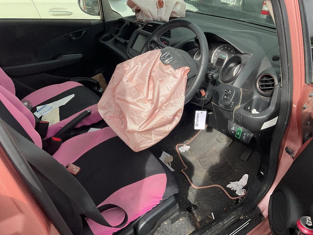 Photo '13' of Honda FIT Photo '13' of Honda FIT