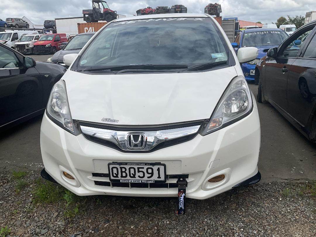 Photo '2' of Honda FIT Photo '2' of Honda FIT