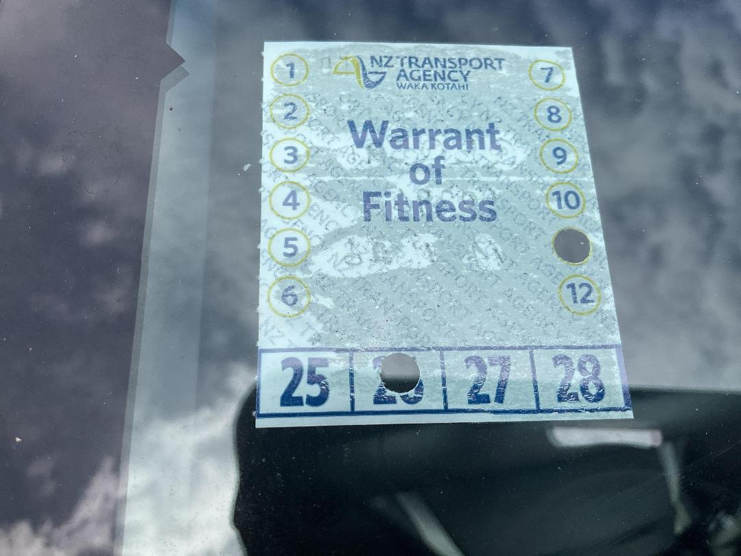 Photo '13' of Honda FIT Photo '13' of Honda FIT