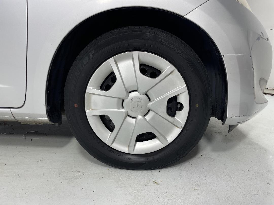 Photo '9' of Honda FIT Photo '9' of Honda FIT