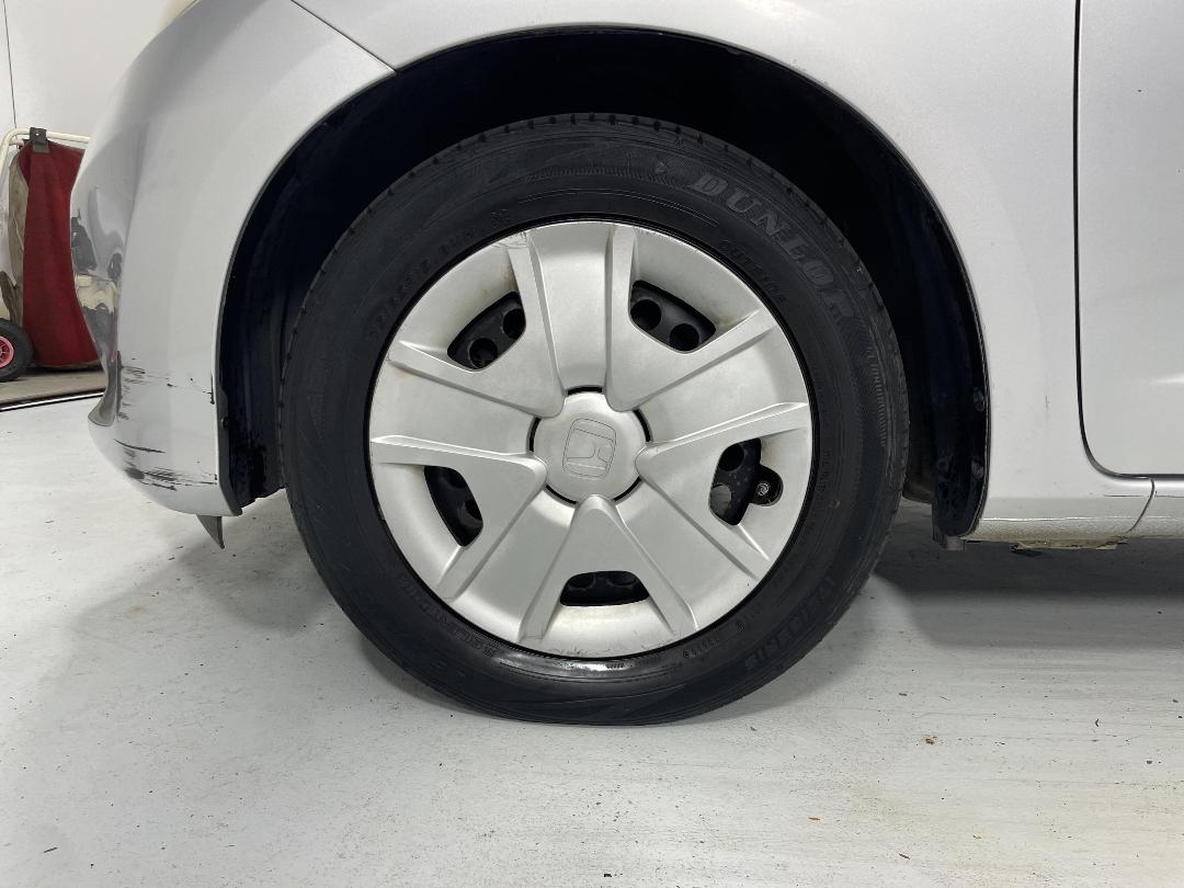 Photo '10' of Honda FIT Photo '10' of Honda FIT