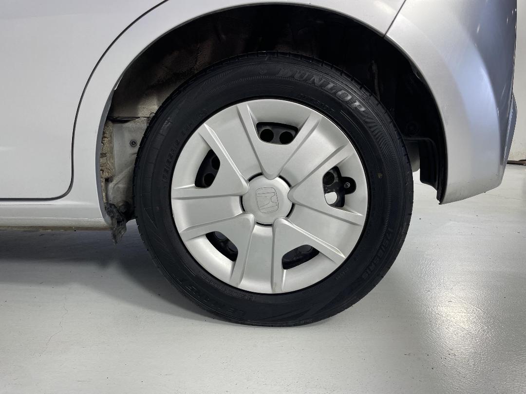 Photo '11' of Honda FIT Photo '11' of Honda FIT