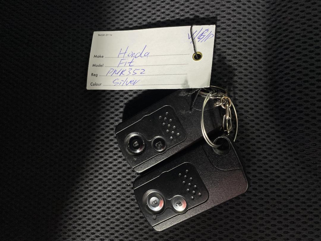 Photo '22' of Honda FIT Photo '22' of Honda FIT