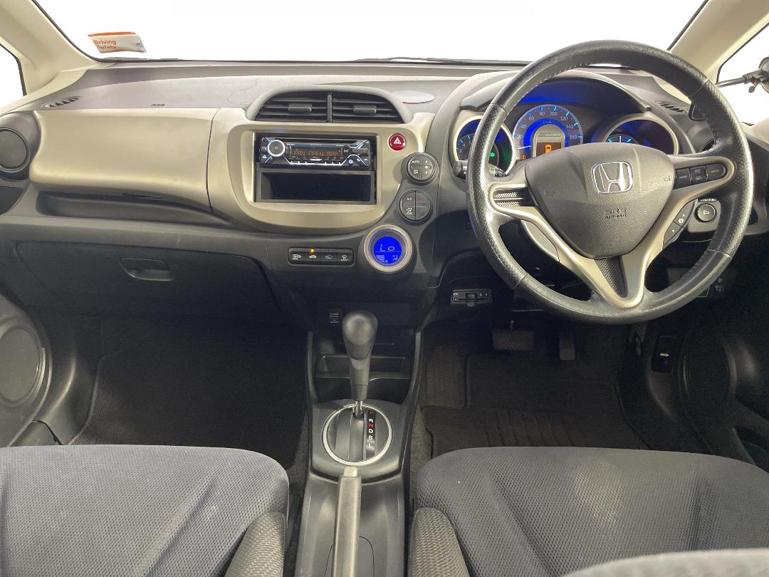 Photo '18' of Honda FIT Photo '18' of Honda FIT