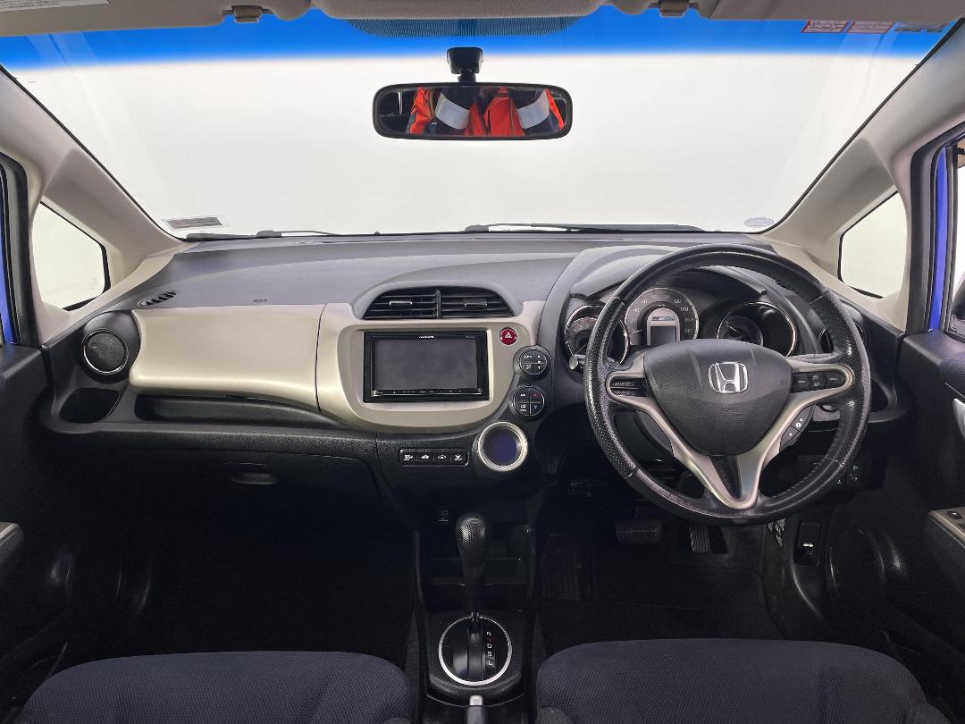 Photo '17' of Honda FIT Photo '17' of Honda FIT