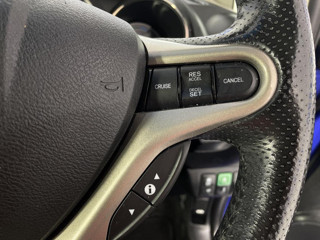 Photo '24' of Honda FIT Photo '24' of Honda FIT